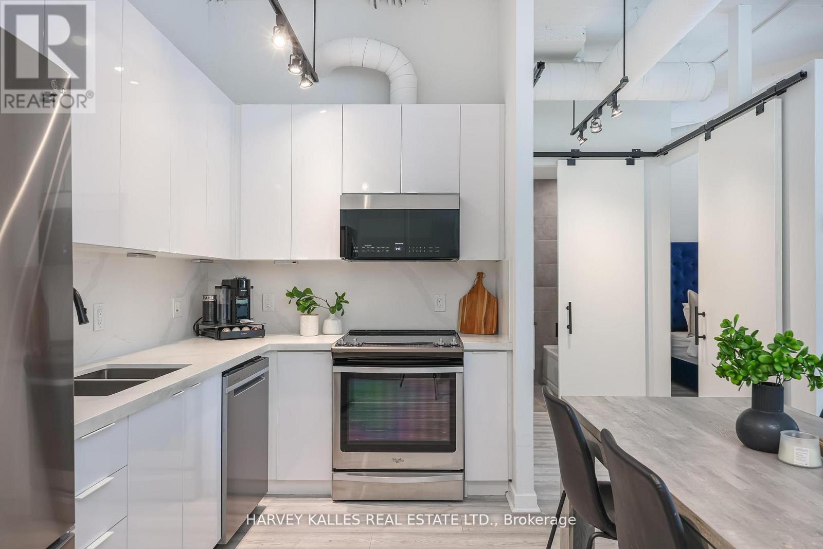 412 - 188 Eglinton Avenue E, Toronto, Ontario  M4P 2X7 - Photo 10 - C12993128