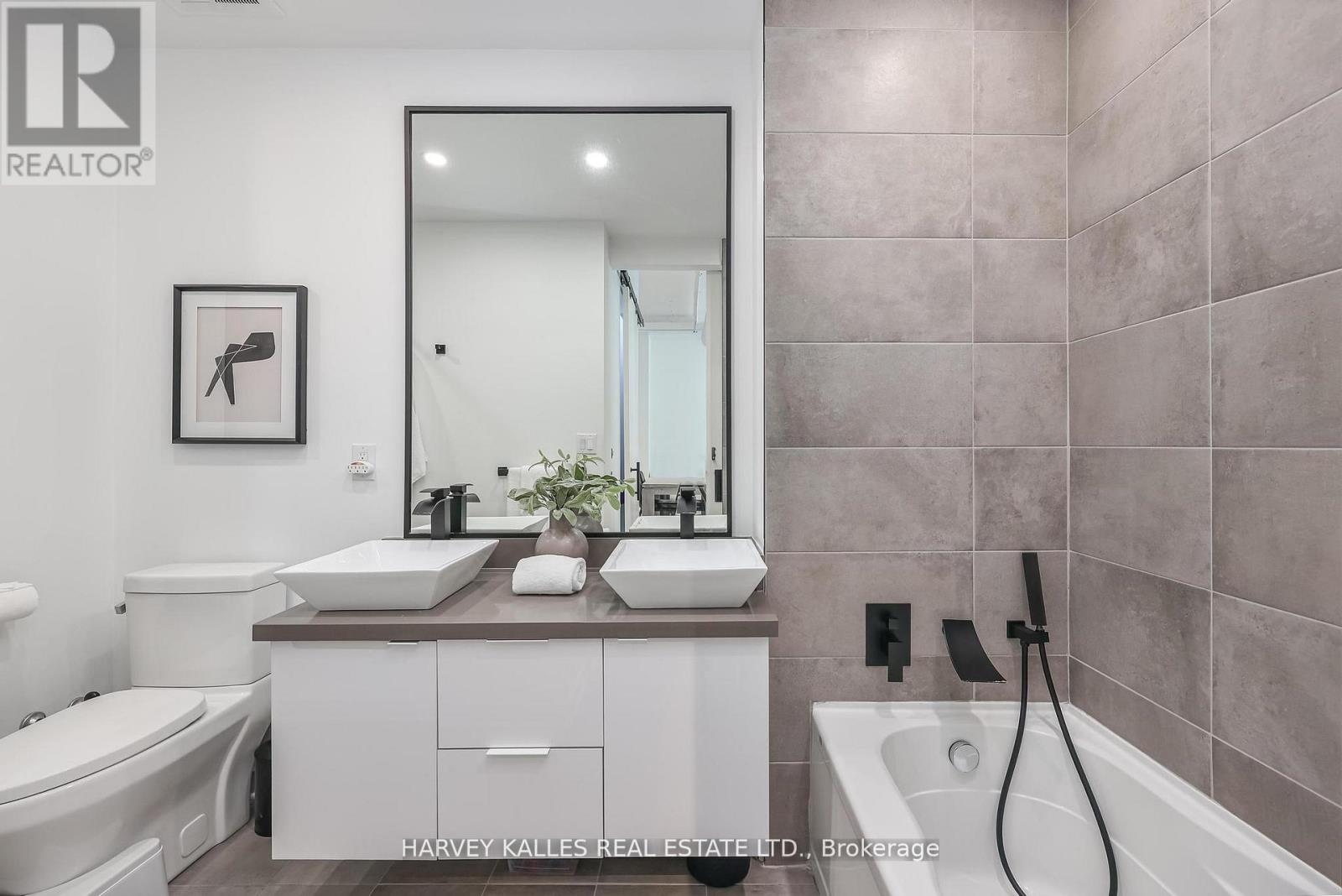 412 - 188 Eglinton Avenue E, Toronto, Ontario  M4P 2X7 - Photo 17 - C12993128