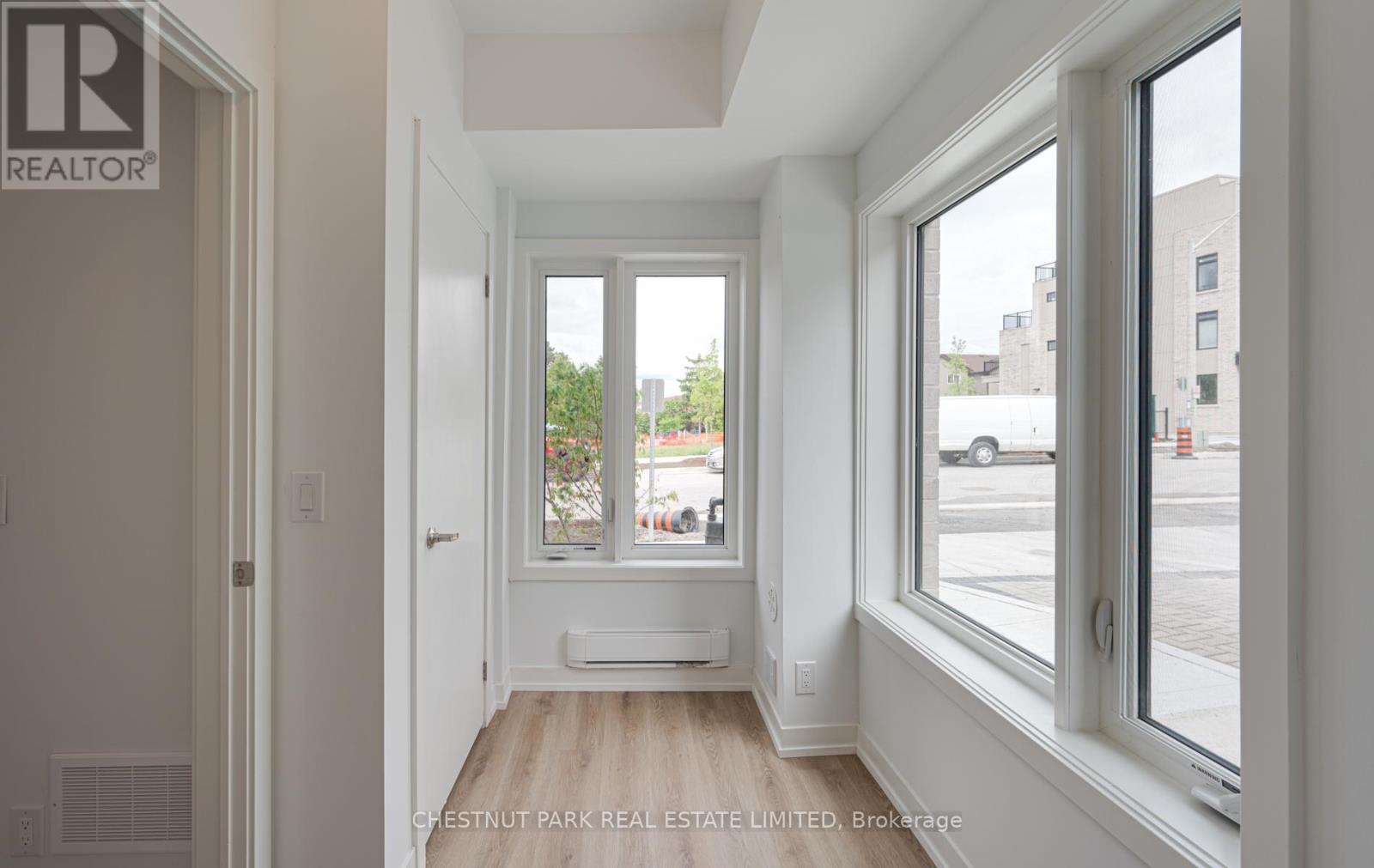 15 Case Ootes Drive, Toronto, Ontario  M4A 1C5 - Photo 10 - C12993140