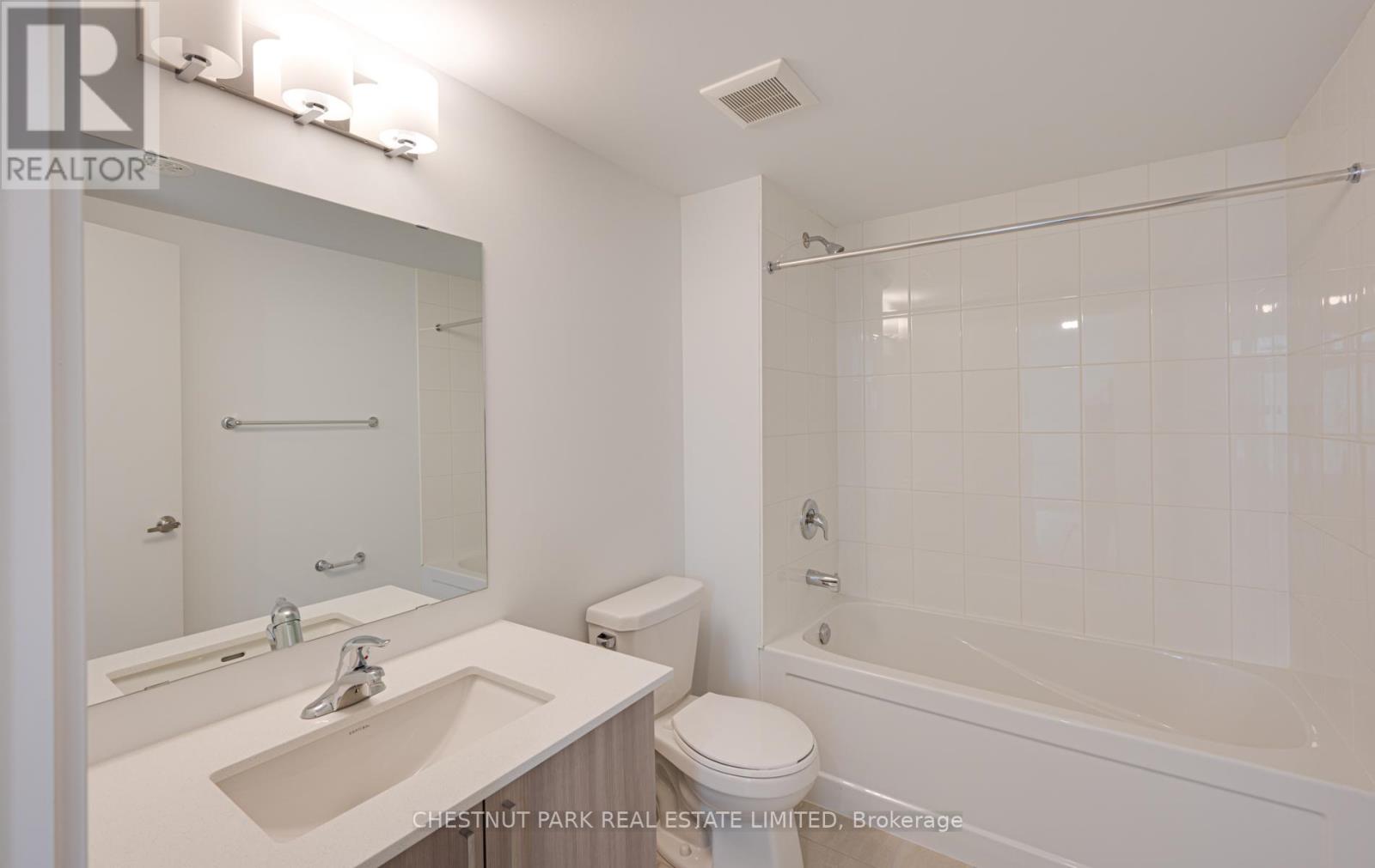 15 Case Ootes Drive, Toronto, Ontario  M4A 1C5 - Photo 11 - C12993140