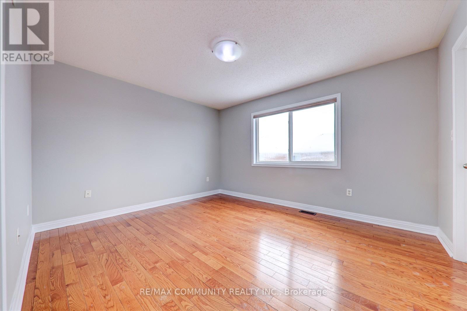 101 Meandering Trail, Toronto, Ontario  M1B 6E4 - Photo 10 - E12992930