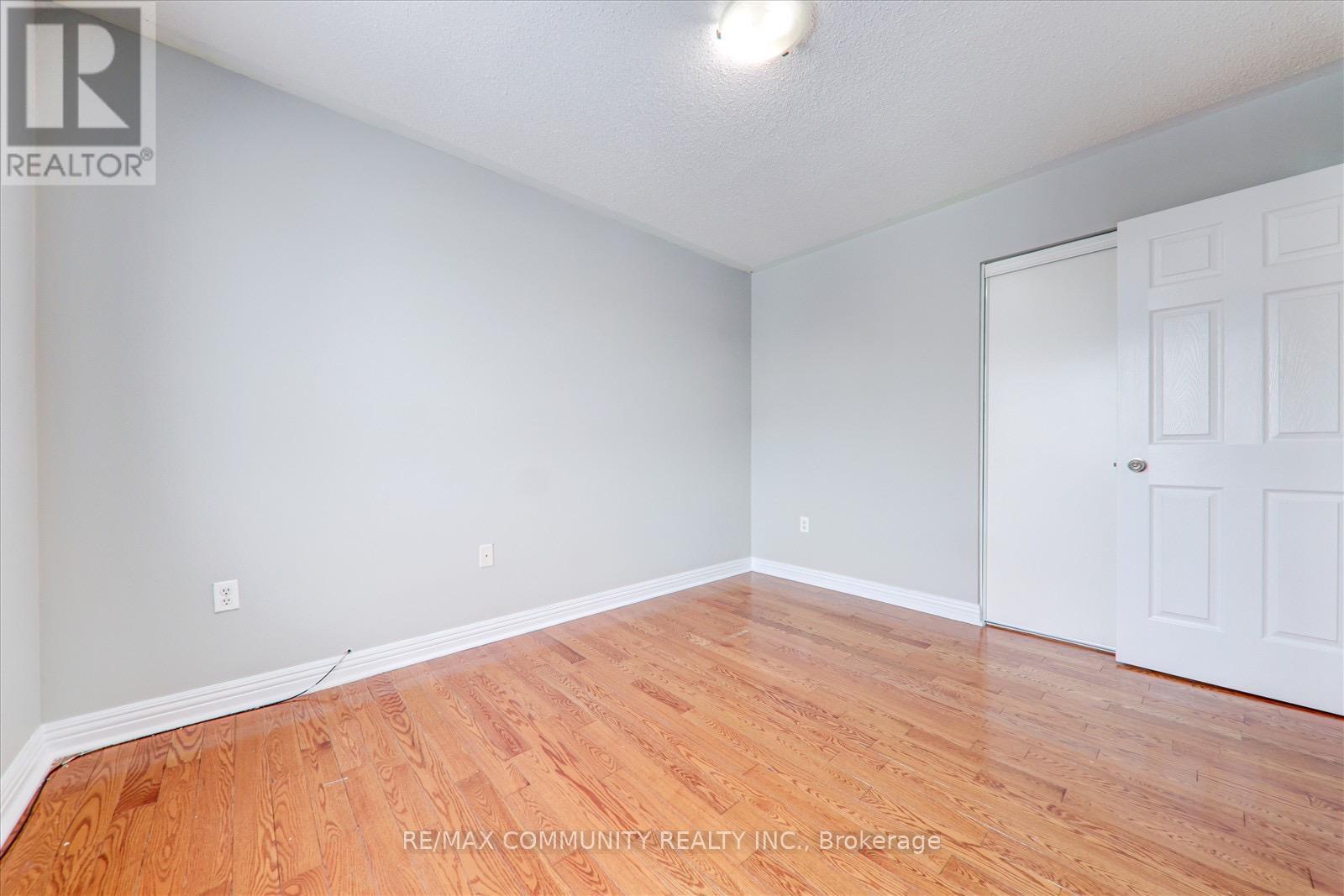 101 Meandering Trail, Toronto, Ontario  M1B 6E4 - Photo 11 - E12992930