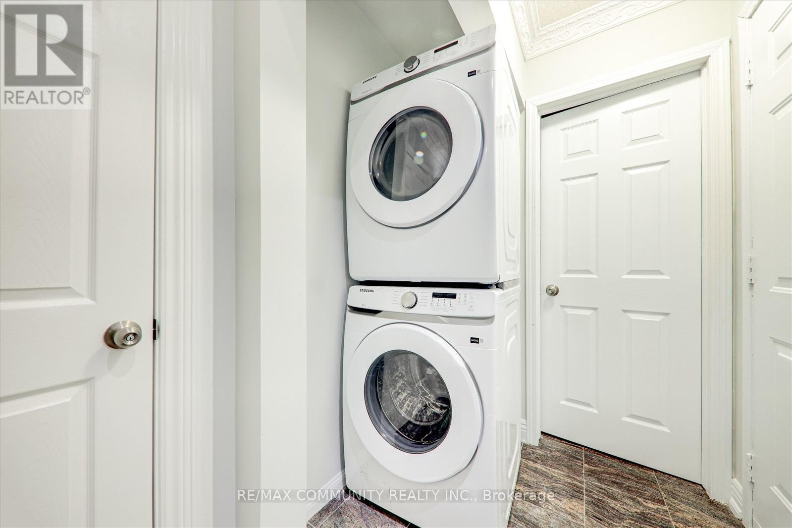 101 Meandering Trail, Toronto, Ontario  M1B 6E4 - Photo 17 - E12992930