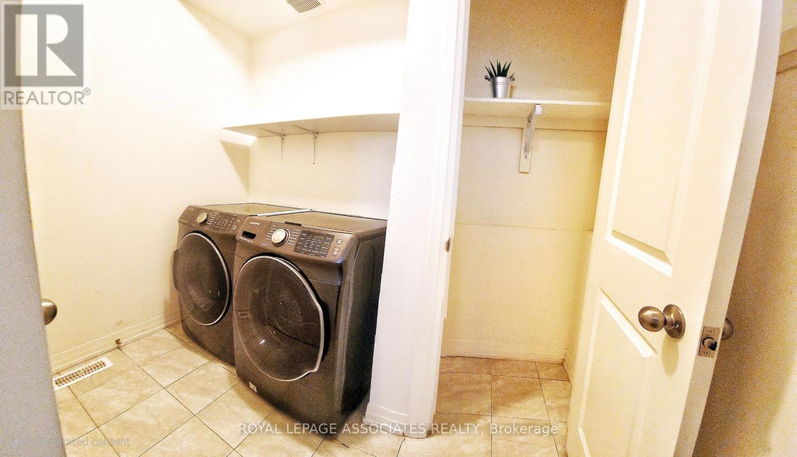 155 Yacht Drive, Clarington, Ontario L1C 2W3 - Photo 3 - E12993030