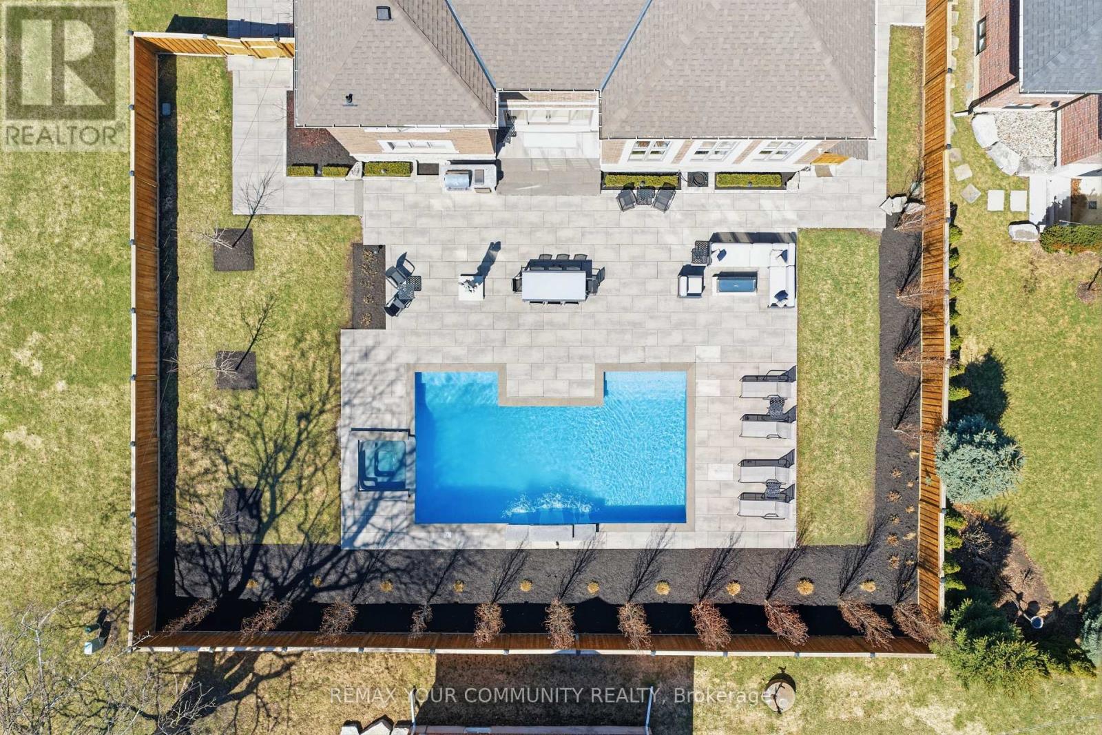 33 North Street, Whitby, Ontario L1M 1C2 - Photo 46 - E12993124