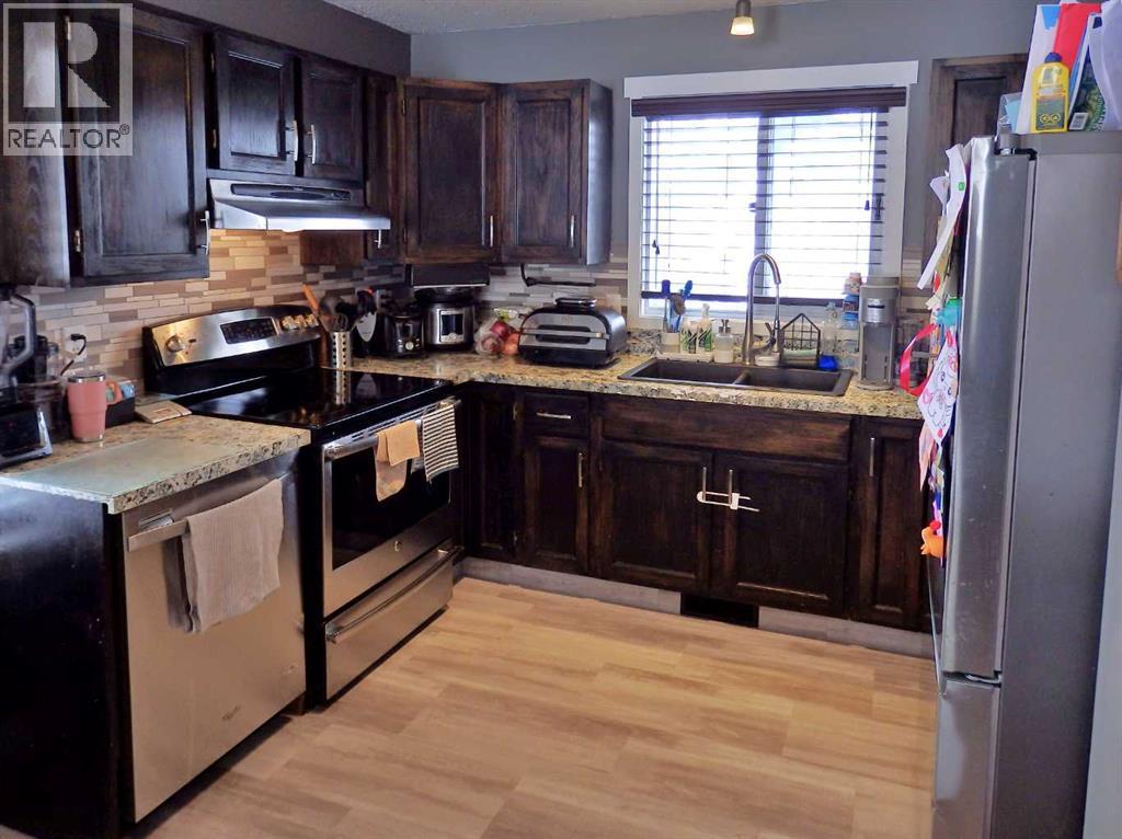 4702 50 Avenue, Dewberry, Alberta  T0B 1G0 - Photo 8 - A2203011