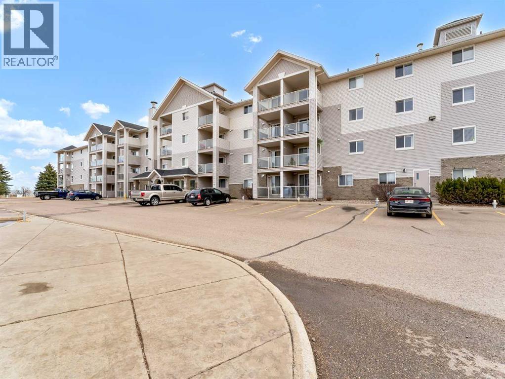 115, 1648 Saamis Drive Nw, Medicine Hat, Alberta  T1B 4X1 - Photo 4 - A2294241