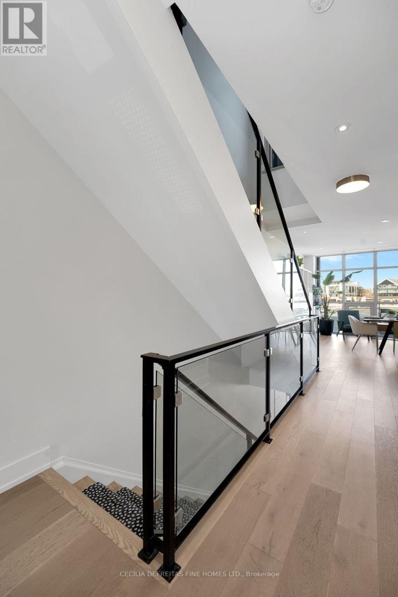 3793 Mangusta Court, Innisfil, Ontario L9S 0L5 - Photo 12 - N12992958