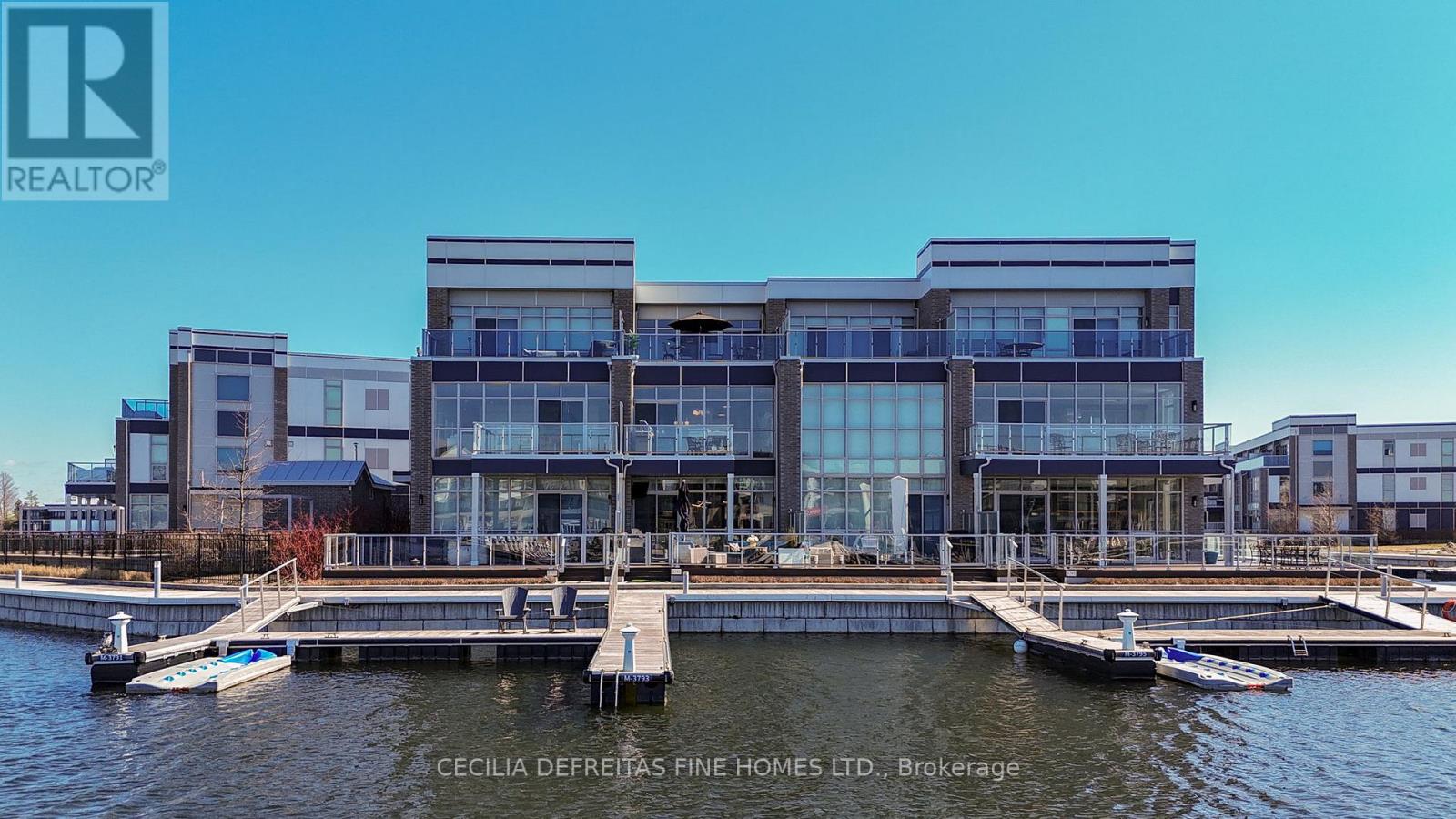 3793 Mangusta Court, Innisfil, Ontario L9S 0L5 - Photo 2 - N12992958