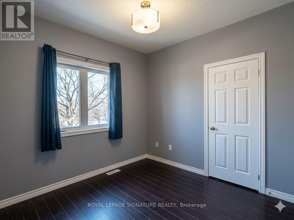 2074 Cynthia Court, Innisfil, Ontario  L9S 4Z1 - Photo 19 - N12992982