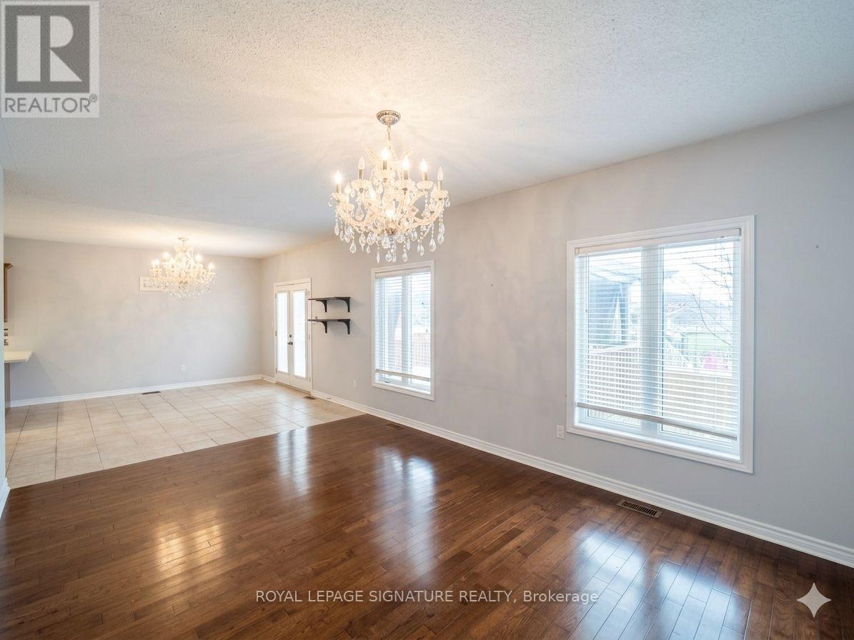 2074 Cynthia Court, Innisfil, Ontario  L9S 4Z1 - Photo 26 - N12992982