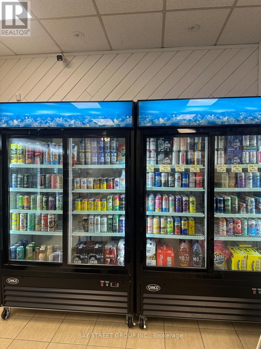 # 7 - 1065 Davis Drive, Newmarket, Ontario  L3Y 2R9 - Photo 8 - N12993080