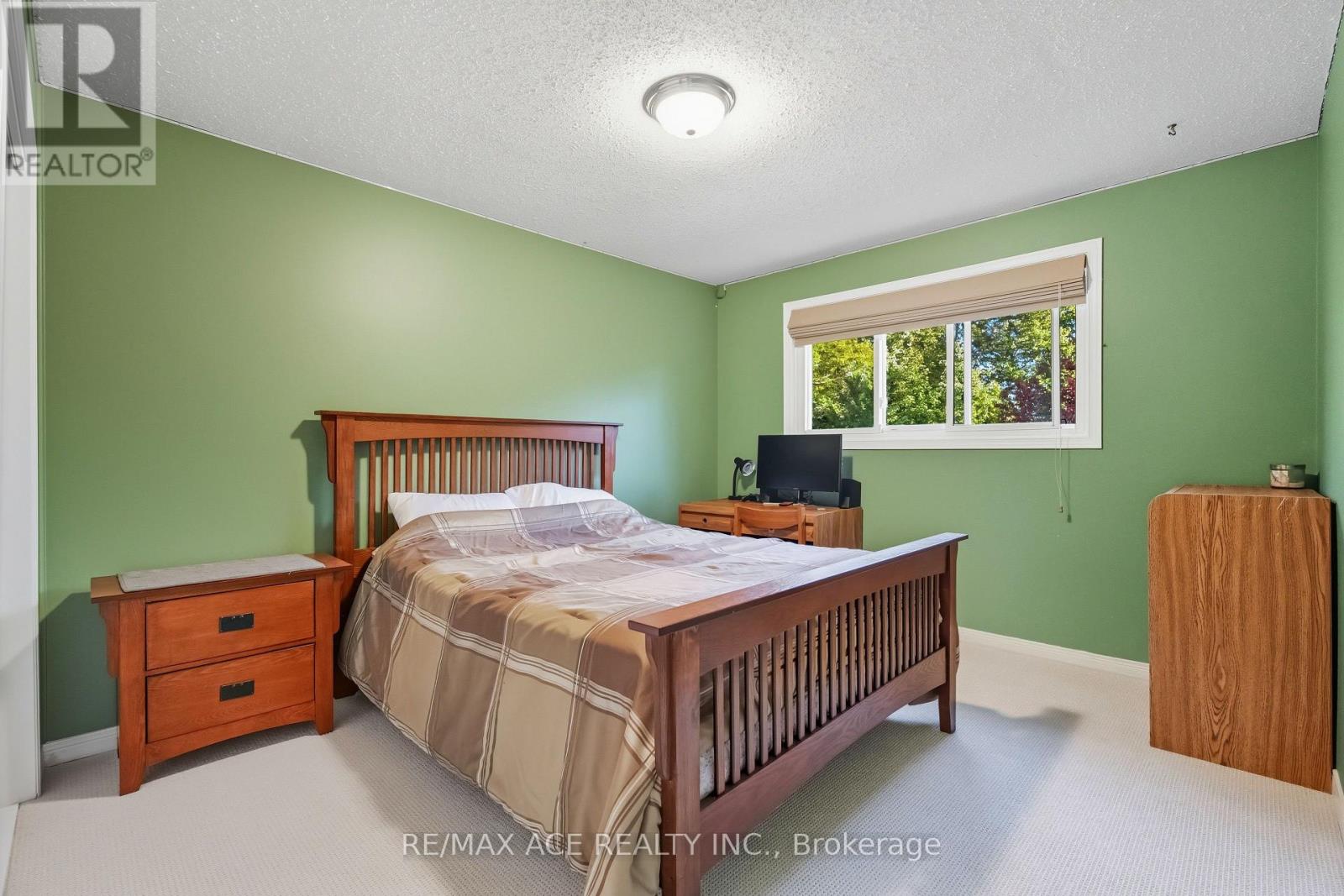 17 Black Willow Court, Richmond Hill, Ontario  L4E 2M7 - Photo 28 - N12993092