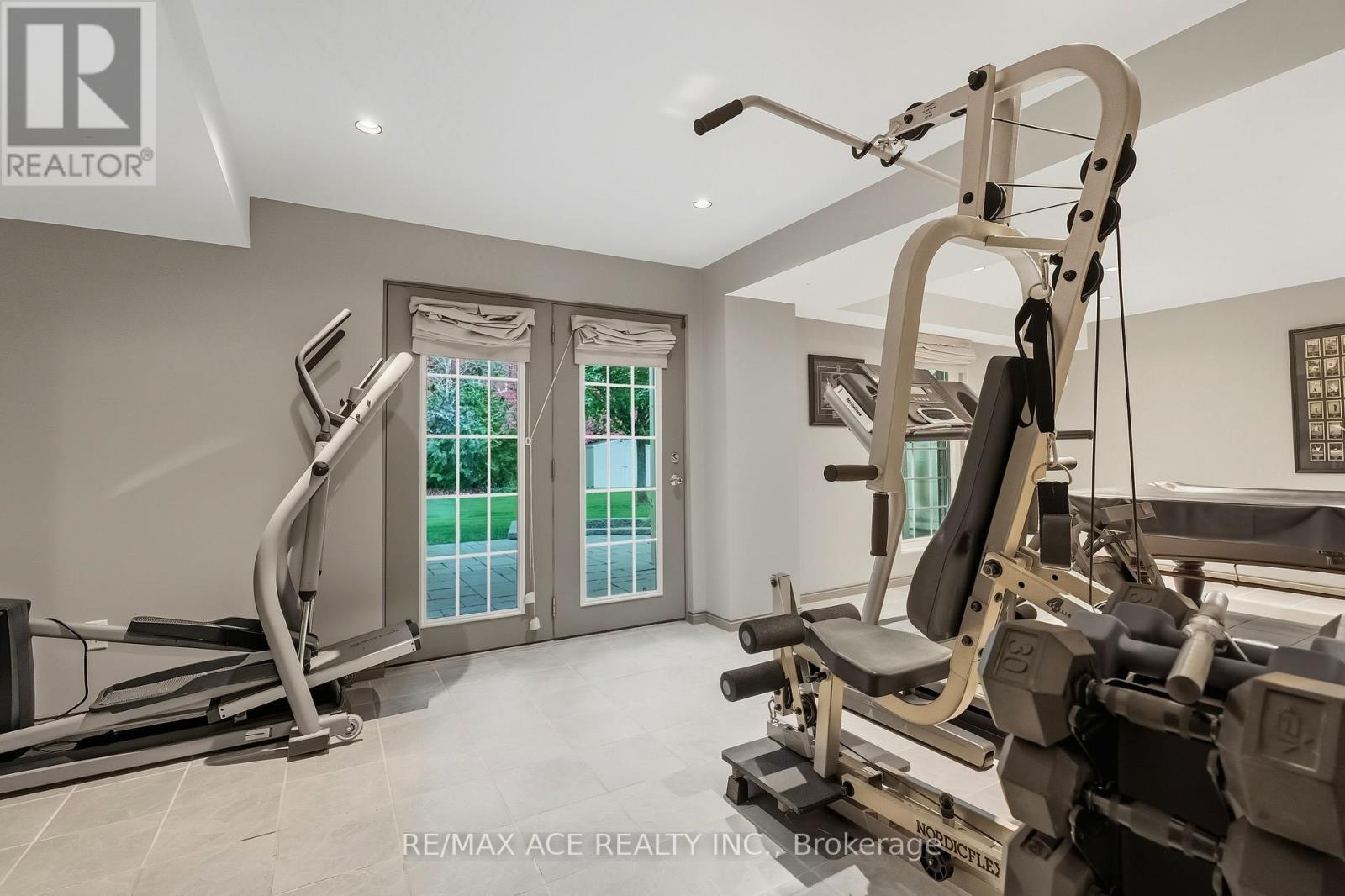 17 Black Willow Court, Richmond Hill, Ontario  L4E 2M7 - Photo 34 - N12993092