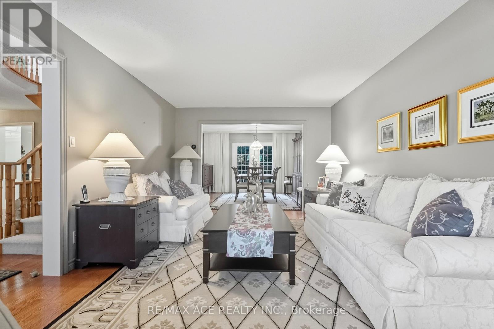 17 Black Willow Court, Richmond Hill, Ontario  L4E 2M7 - Photo 8 - N12993092