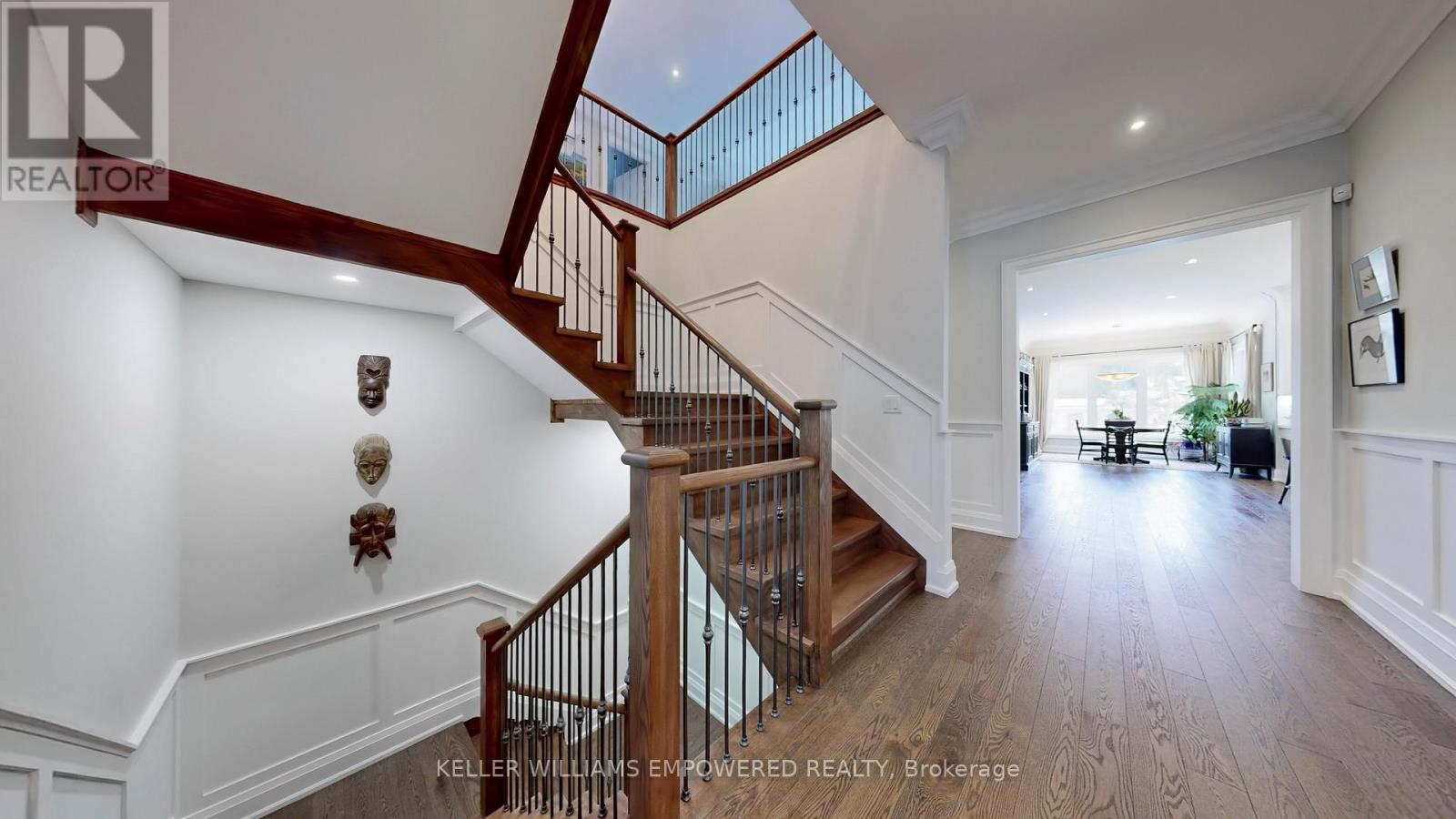 29 Bedford Park Avenue, Richmond Hill, Ontario L4C 2N9 - Photo 18 - N12993118