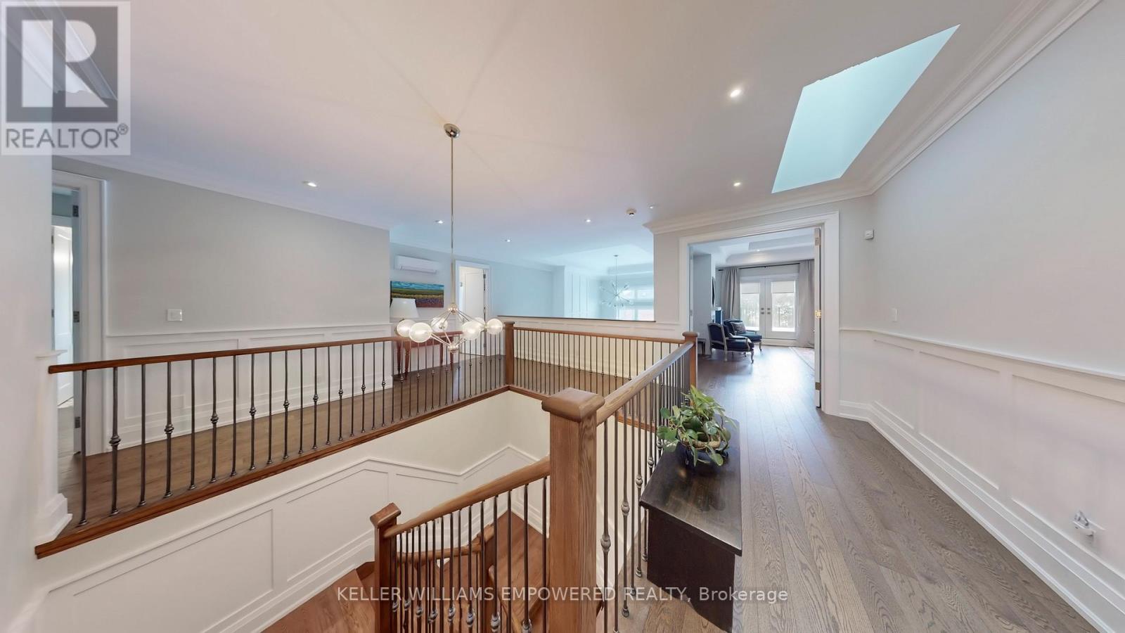 29 Bedford Park Avenue, Richmond Hill, Ontario L4C 2N9 - Photo 19 - N12993118