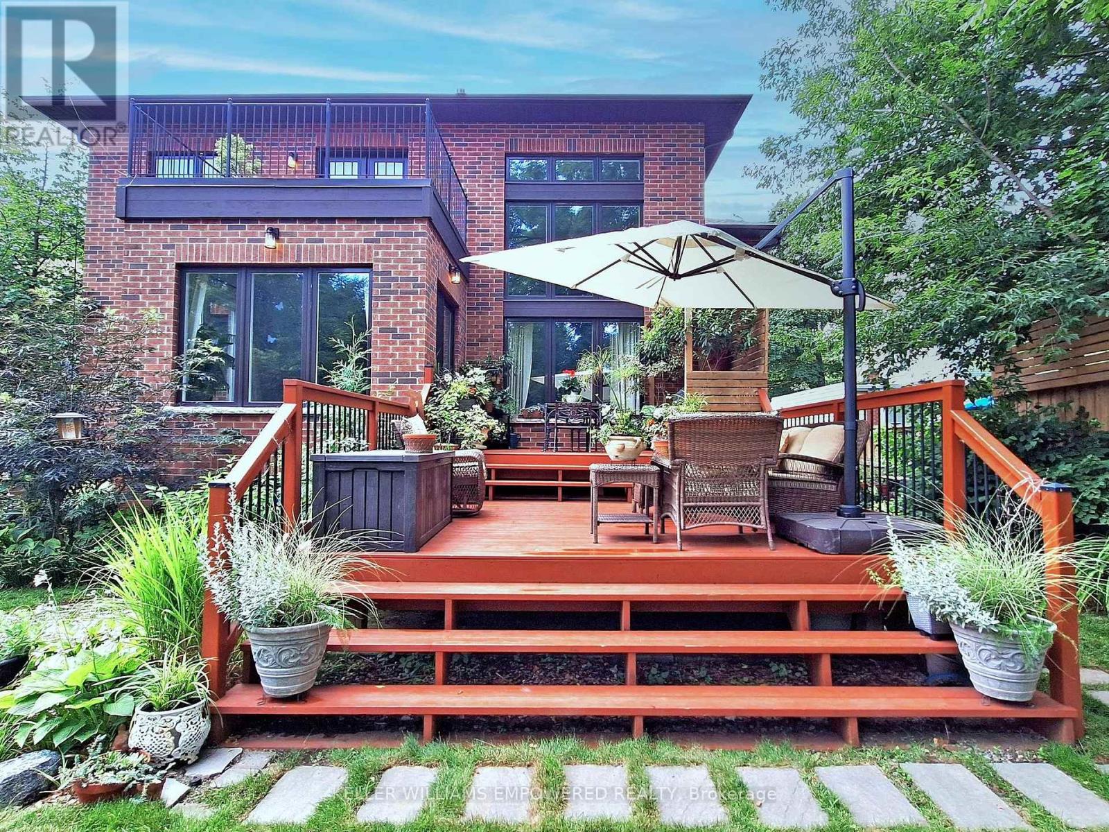 29 Bedford Park Avenue, Richmond Hill, Ontario L4C 2N9 - Photo 42 - N12993118