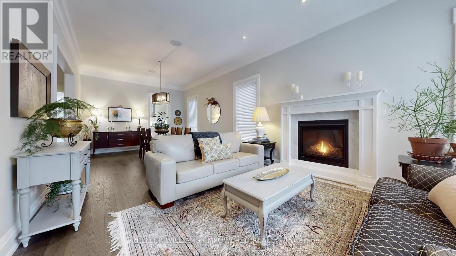 29 Bedford Park Avenue, Richmond Hill, Ontario L4C 2N9 - Photo 6 - N12993118