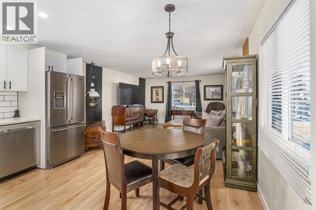 127, 3223 83 Street Nw, Calgary, Alberta  T3B 5P4 - Photo 2 - A2297239