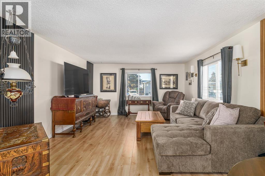 127, 3223 83 Street Nw, Calgary, Alberta  T3B 5P4 - Photo 7 - A2297239