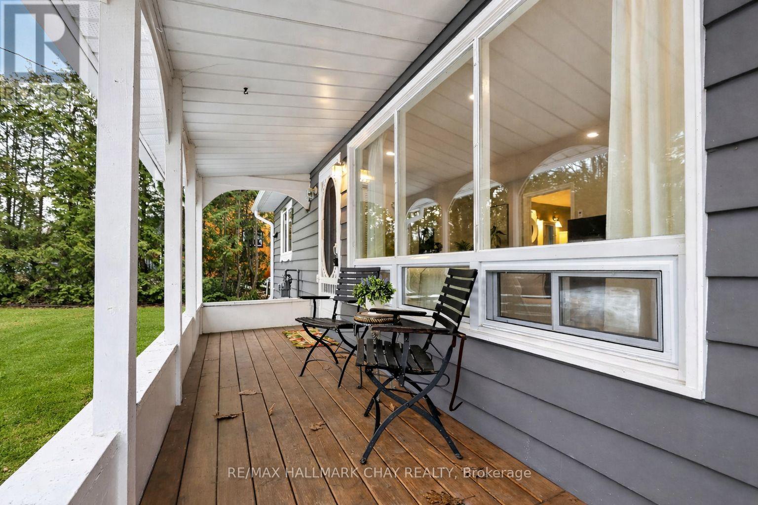 102 Melrose Avenue, Wasaga Beach, Ontario  L9Z 2T1 - Photo 2 - S12993090