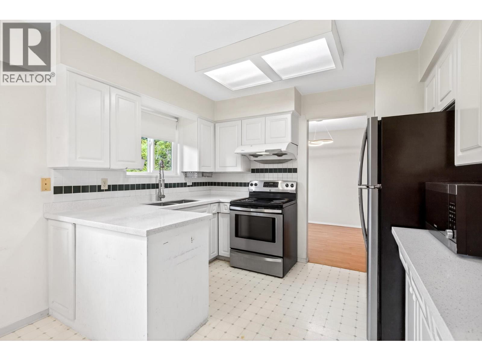 4791 Pembroke Place, Richmond, British Columbia  V7E 4J9 - Photo 11 - R3110583