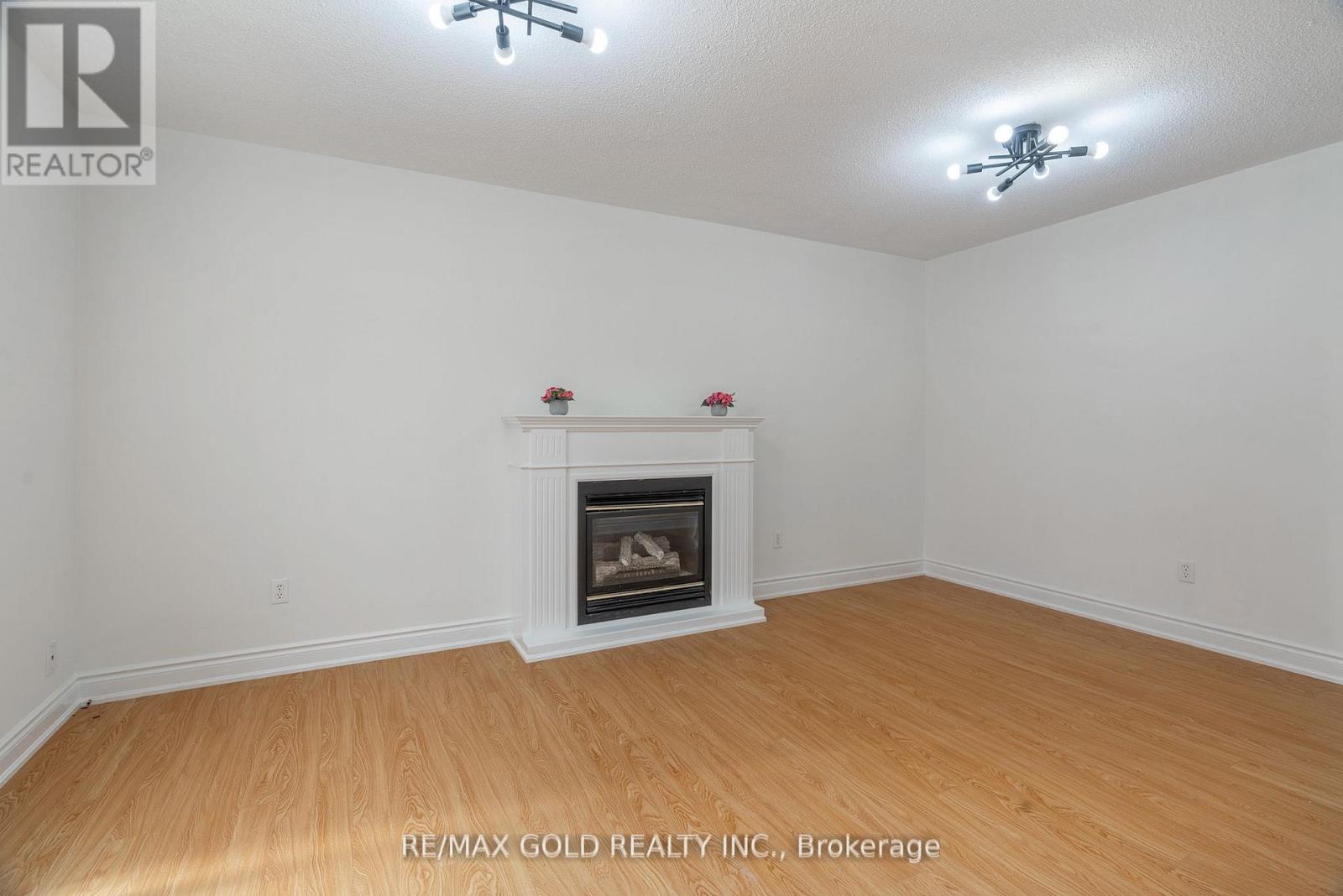 51 Tigerlily Place, Brampton, Ontario  L6R 2C8 - Photo 14 - W12992936