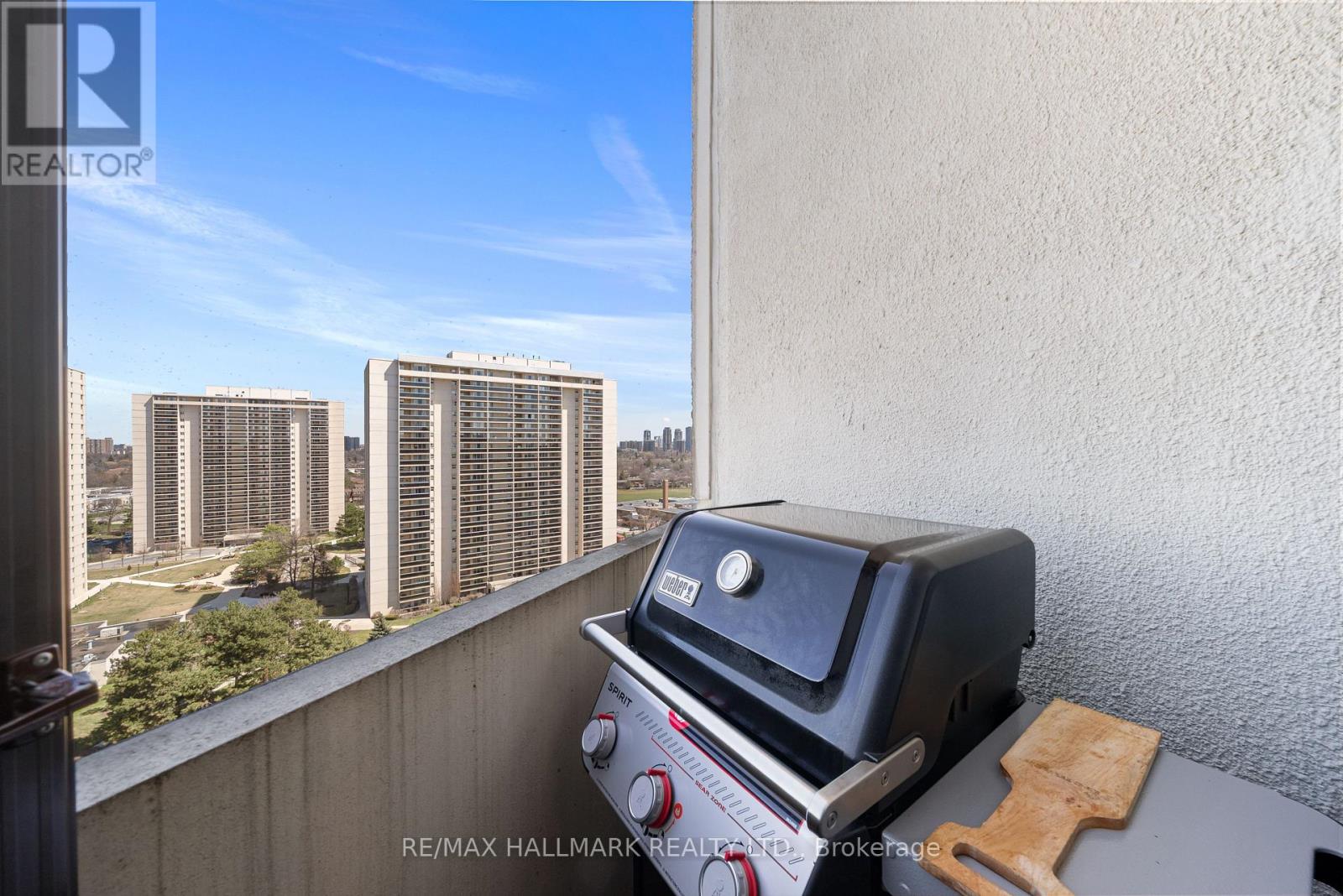 Ph1 - 296 Mill Road, Toronto, Ontario M9C 4X8 - Photo 17 - W12992942