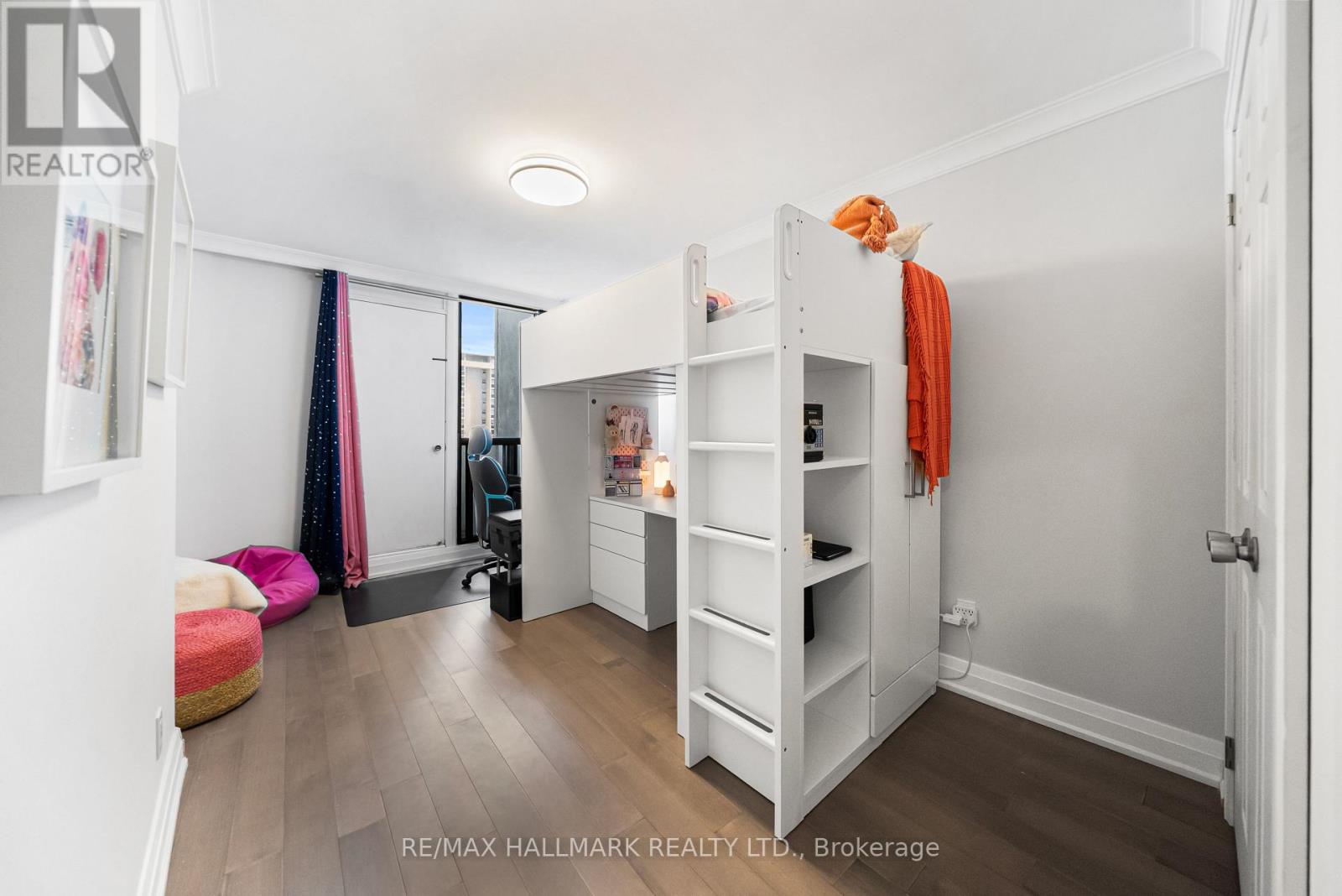 Ph1 - 296 Mill Road, Toronto, Ontario M9C 4X8 - Photo 25 - W12992942