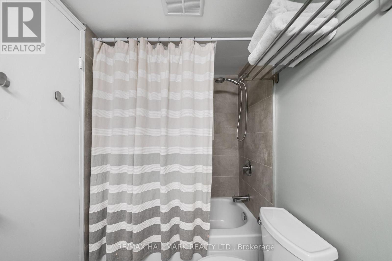 Ph1 - 296 Mill Road, Toronto, Ontario M9C 4X8 - Photo 30 - W12992942