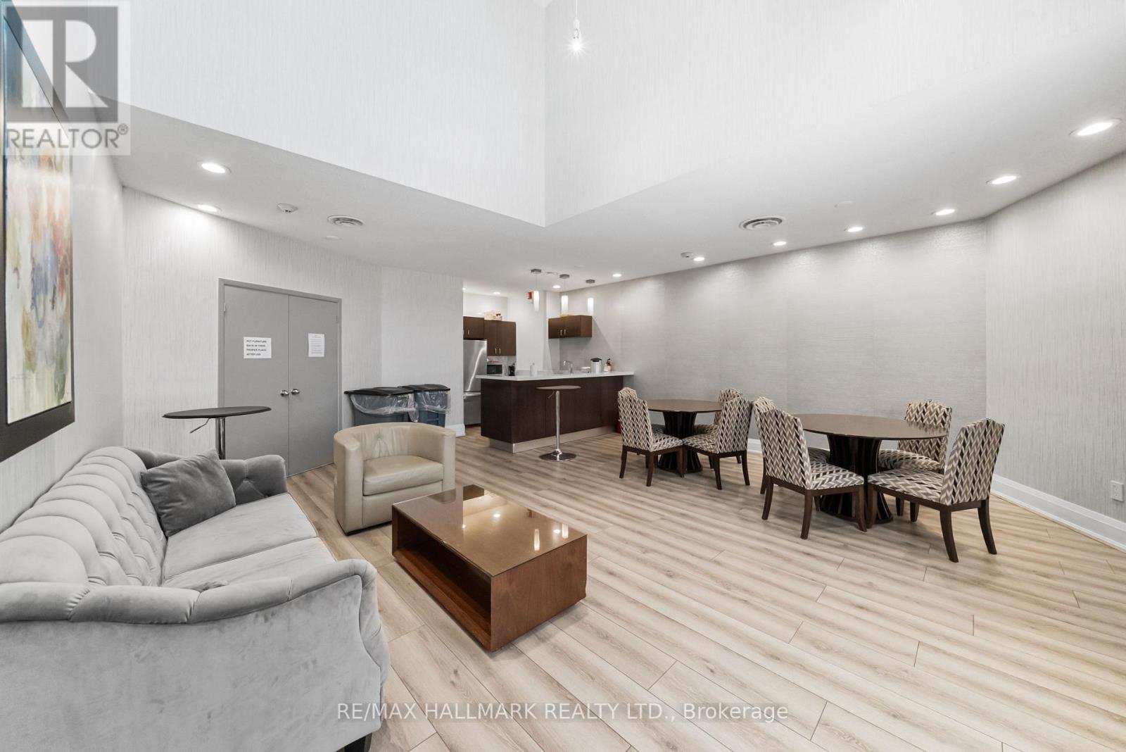 Ph1 - 296 Mill Road, Toronto, Ontario M9C 4X8 - Photo 38 - W12992942