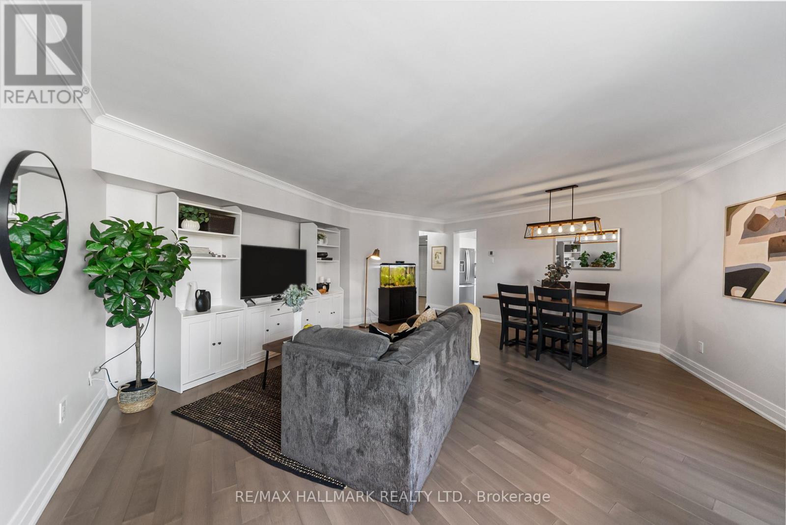 Ph1 - 296 Mill Road, Toronto, Ontario M9C 4X8 - Photo 5 - W12992942