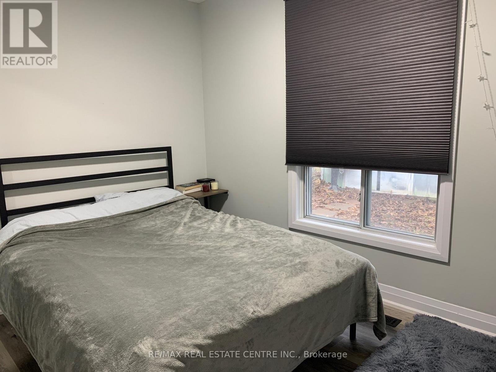 34 Caledonia Road, Orangeville, Ontario L9W 2V3 - Photo 8 - W12992946