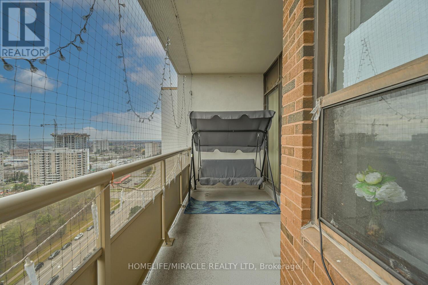 2110 - 4 Kings Cross Road, Brampton, Ontario L6T 3X8 - Photo 37 - W12992984