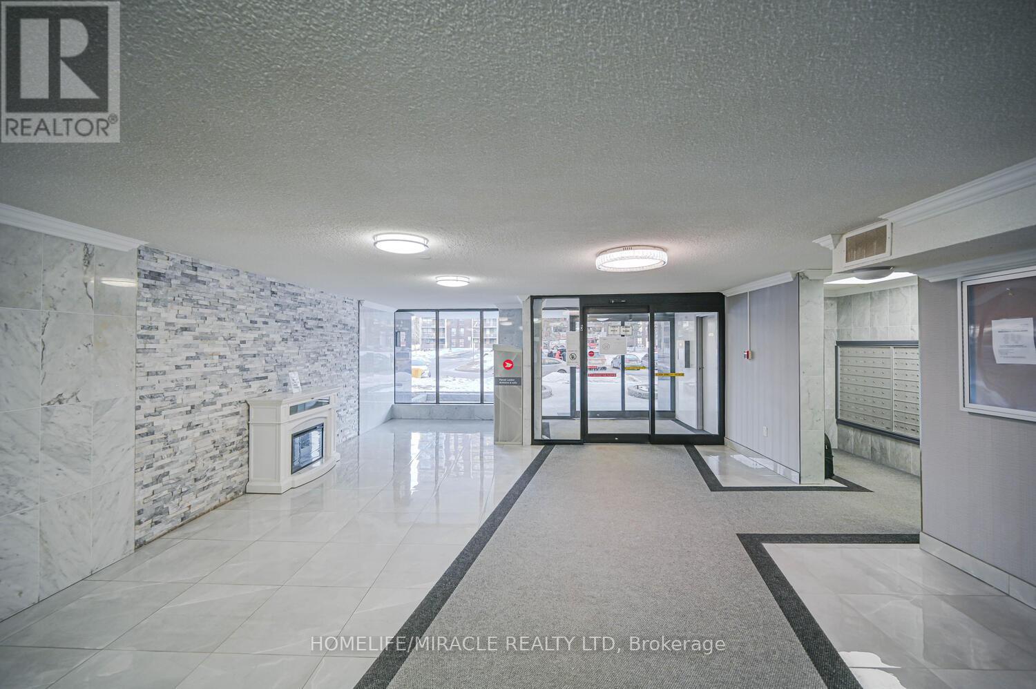 2110 - 4 Kings Cross Road, Brampton, Ontario L6T 3X8 - Photo 7 - W12992984