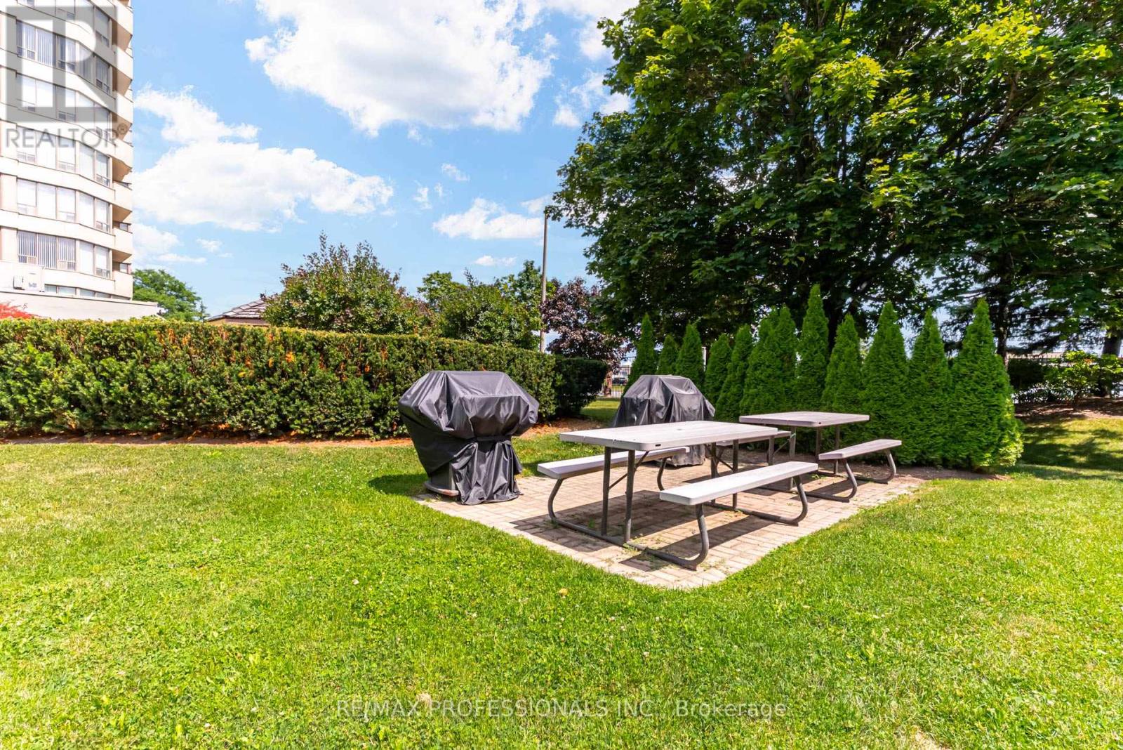 1703 - 700 Constellation Drive, Mississauga, Ontario  L5R 3G8 - Photo 41 - W12992988