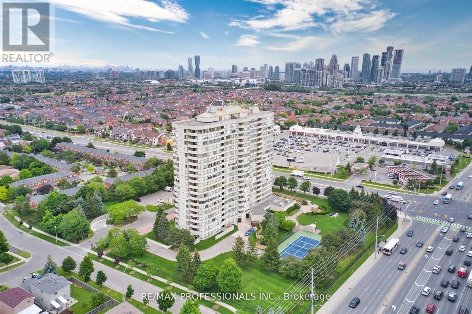 1703 - 700 Constellation Drive, Mississauga, Ontario  L5R 3G8 - Photo 47 - W12992988