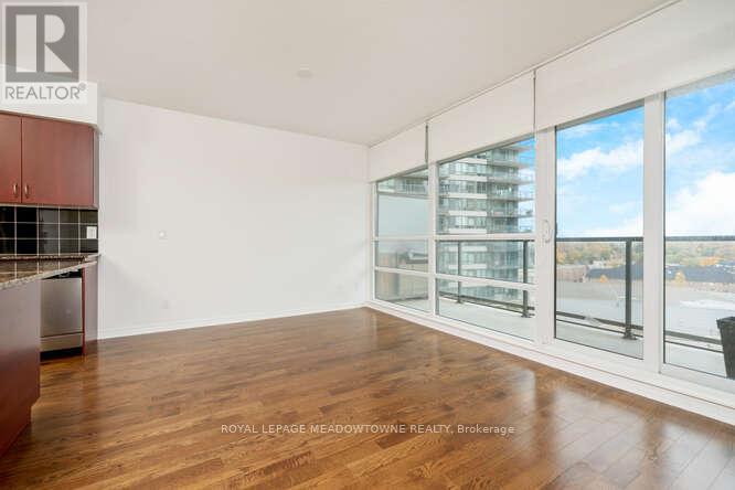 703 - 2230 Lakeshore Boulevard W, Toronto, Ontario  M8V 0B2 - Photo 11 - W12993008