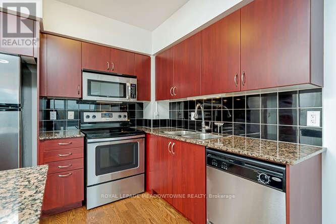 703 - 2230 Lakeshore Boulevard W, Toronto, Ontario  M8V 0B2 - Photo 13 - W12993008