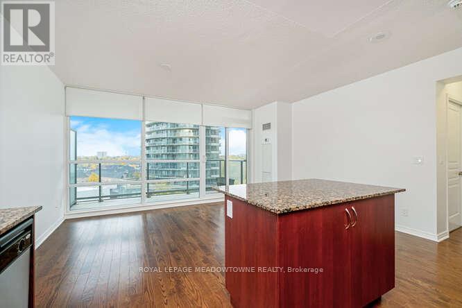 703 - 2230 Lakeshore Boulevard W, Toronto, Ontario  M8V 0B2 - Photo 15 - W12993008