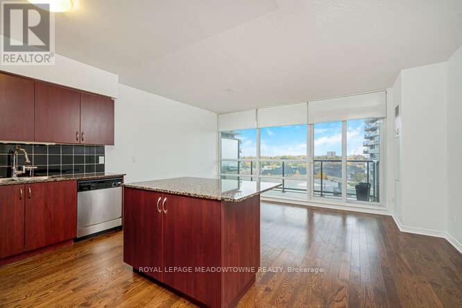 703 - 2230 Lakeshore Boulevard W, Toronto, Ontario  M8V 0B2 - Photo 16 - W12993008