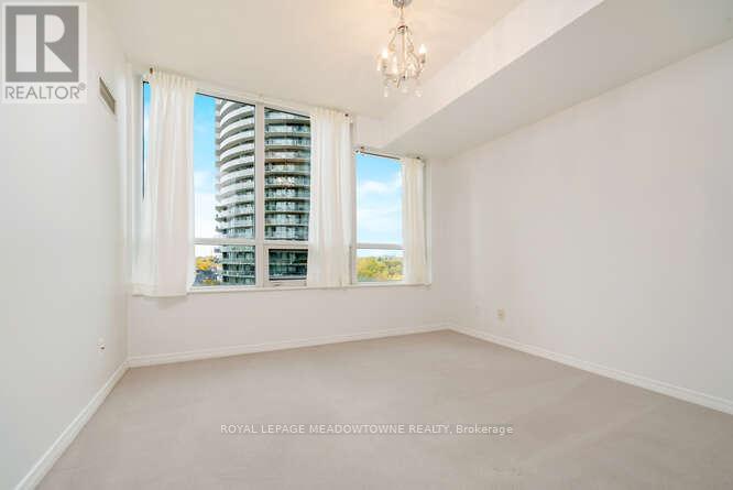 703 - 2230 Lakeshore Boulevard W, Toronto, Ontario  M8V 0B2 - Photo 17 - W12993008