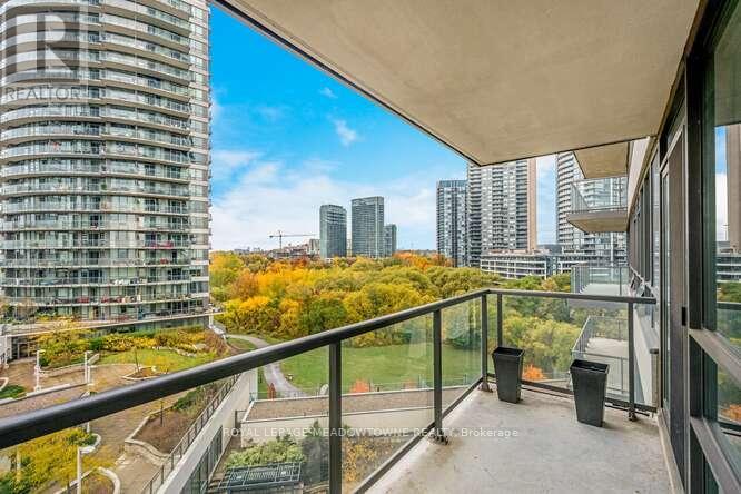 703 - 2230 Lakeshore Boulevard W, Toronto, Ontario  M8V 0B2 - Photo 23 - W12993008