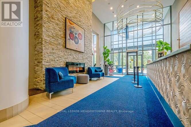 703 - 2230 Lakeshore Boulevard W, Toronto, Ontario  M8V 0B2 - Photo 4 - W12993008