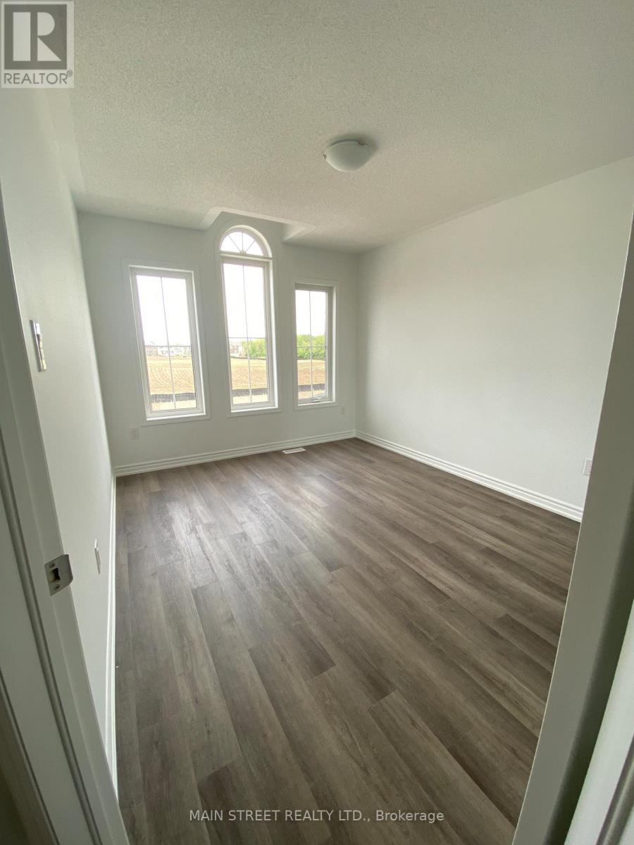 867 Whitlock Avenue, Milton, Ontario L9E 1R8 - Photo 13 - W12993022