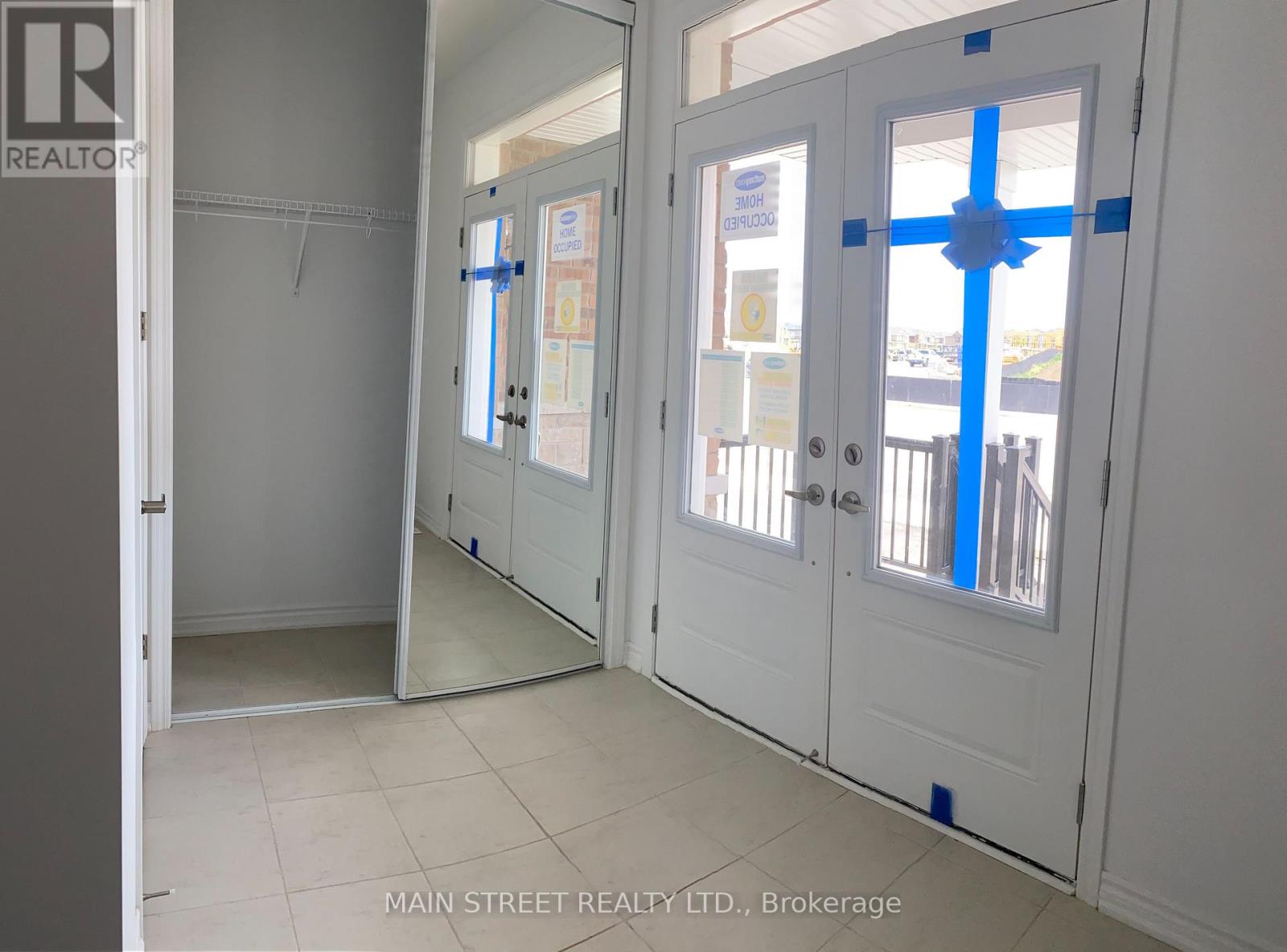 867 Whitlock Avenue, Milton, Ontario L9E 1R8 - Photo 2 - W12993022