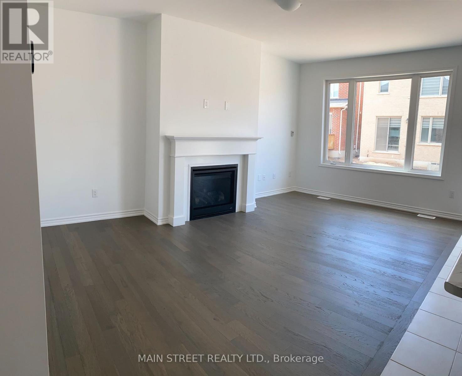 867 Whitlock Avenue, Milton, Ontario L9E 1R8 - Photo 7 - W12993022