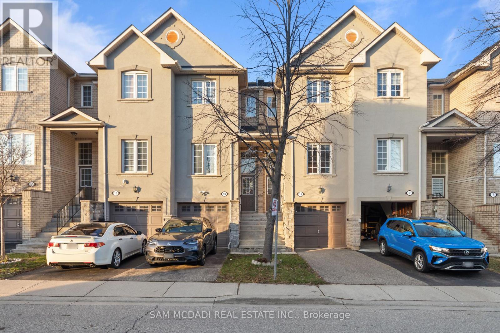 11 - 435 HENSALL CIRCLE, Mississauga, Ontario