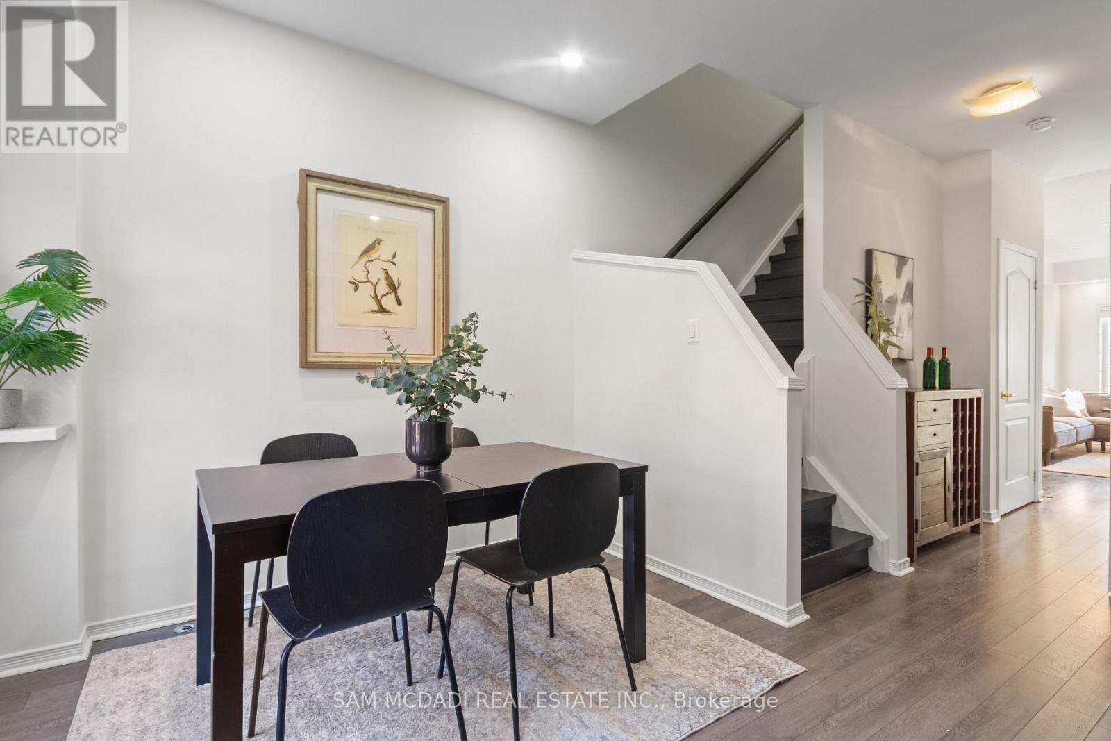 11 - 435 Hensall Circle, Mississauga, Ontario  L5A 4P1 - Photo 13 - W12993034